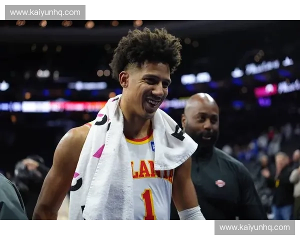 老鹰杰伦约翰逊8分8篮板8助攻 全面数据体现核心球员价值 老鹰杰伦约翰逊8分8篮板8助攻 全面数据体现核心球员价值